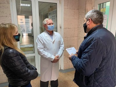 Подяка лікарям - херсонський театр дарує запрошення на вистави