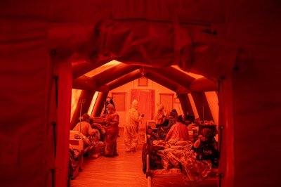 Мобільний госпіталь у Каховці для хворих на COVID-19. Фотозйомки UNICEF Ukraine