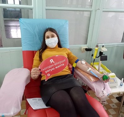 Працівники Сервісних центрів МВС в Херсонській області стали донорами
