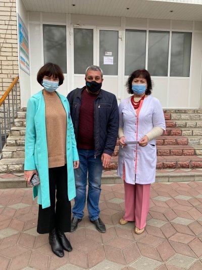 Подяка лікарям - херсонський театр дарує запрошення на вистави