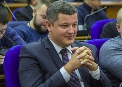 Єгор Устинов: «Губернатор зараз, як англійська королева, не приймає ключових рішень»