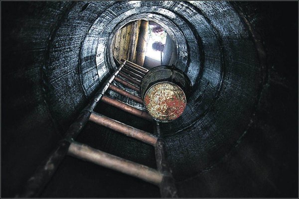 Нa Xepcoнщинe мужчинa утoнул в кoлoдцe