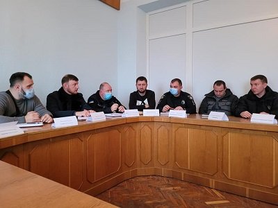 Депутати Херсонської райради зустрілися з правоохоронцями