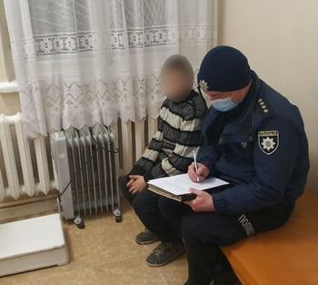 У Херсоні поліцейські з’ясовують причини та умови, які спонукали 11-річного хлопчика піти з дому