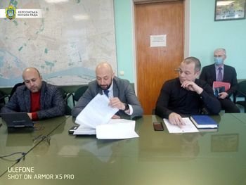 В Херсонській міській раді думають, що робити з приватними перевізниками