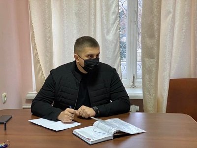 Мешканці багатостраждального гуртожитку в Каховці звернулися до Сергія Козира