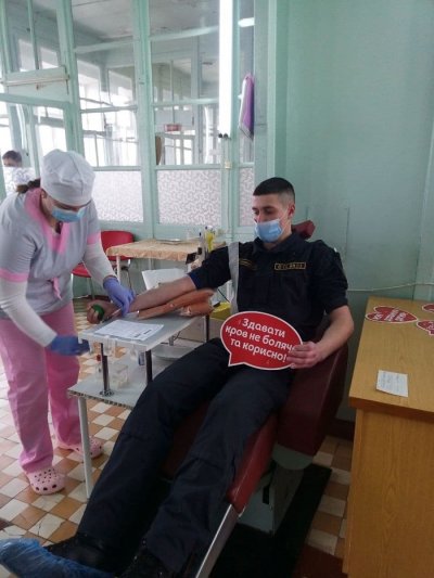 Бійці Військової частини 3056 стали донорами Херсонського обласного центру служби крові