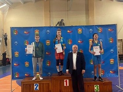 Херсонські борчині показали достойний результат на турнірі у Кривому Розі