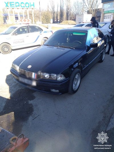 Патрульні виявили у водія, ймовірно, підроблені документи