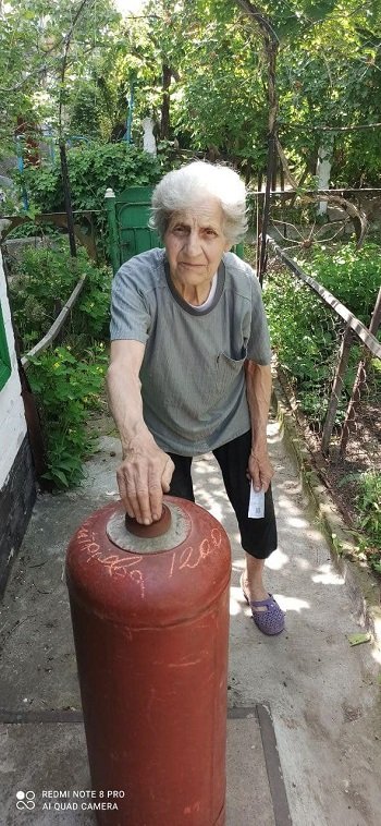 У Нововоронцовській громаді продовжують підвозити скраплений газ у балонах