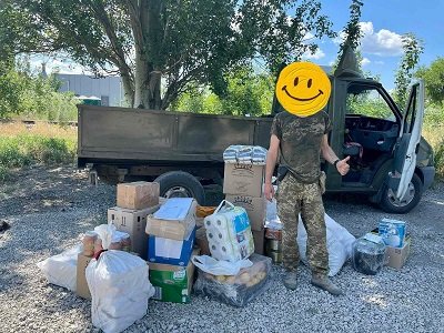 У Нововоронцовці внаслідок обстрілу загорівся будинок - пенсіонера врятували волонтери