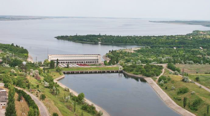 Головна насосна станція Каховського магістрального каналу повністю затоплена, окупанти намагаються відкачати з неї воду і відновити її роботу