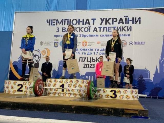 Херсонська важкоатлетка здобула нагороду на Чемпінаті України серед юнаків та дівчат