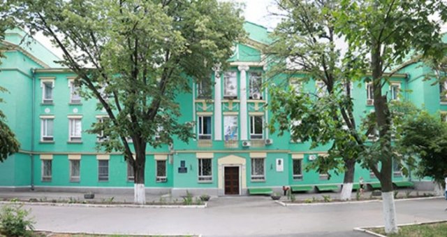 Як працюють прифронтові лікарні в Херсоні