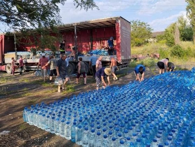 Питна вода для постраждалих громад Бериславщини