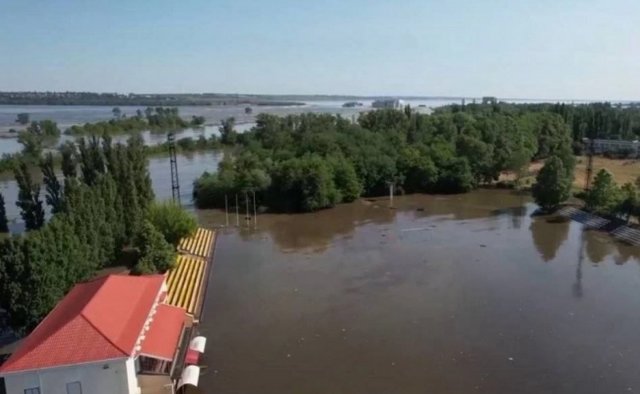 У Рівному евакуйованих жителів Херсонщини поселятимуть у 500 мобільних будиночків