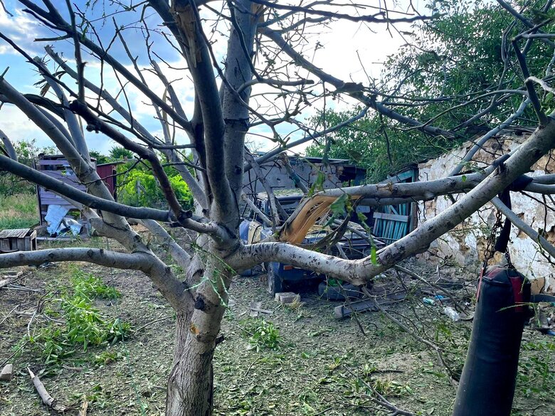 Наслідки ворожих обстрілів Херсонщини 11