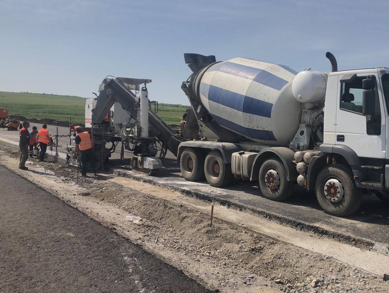 Повноцінне cполучення між Херсоном та Миколаєвом: невдовзі відкриють для проїзду реконструйований міст на трасі М-14