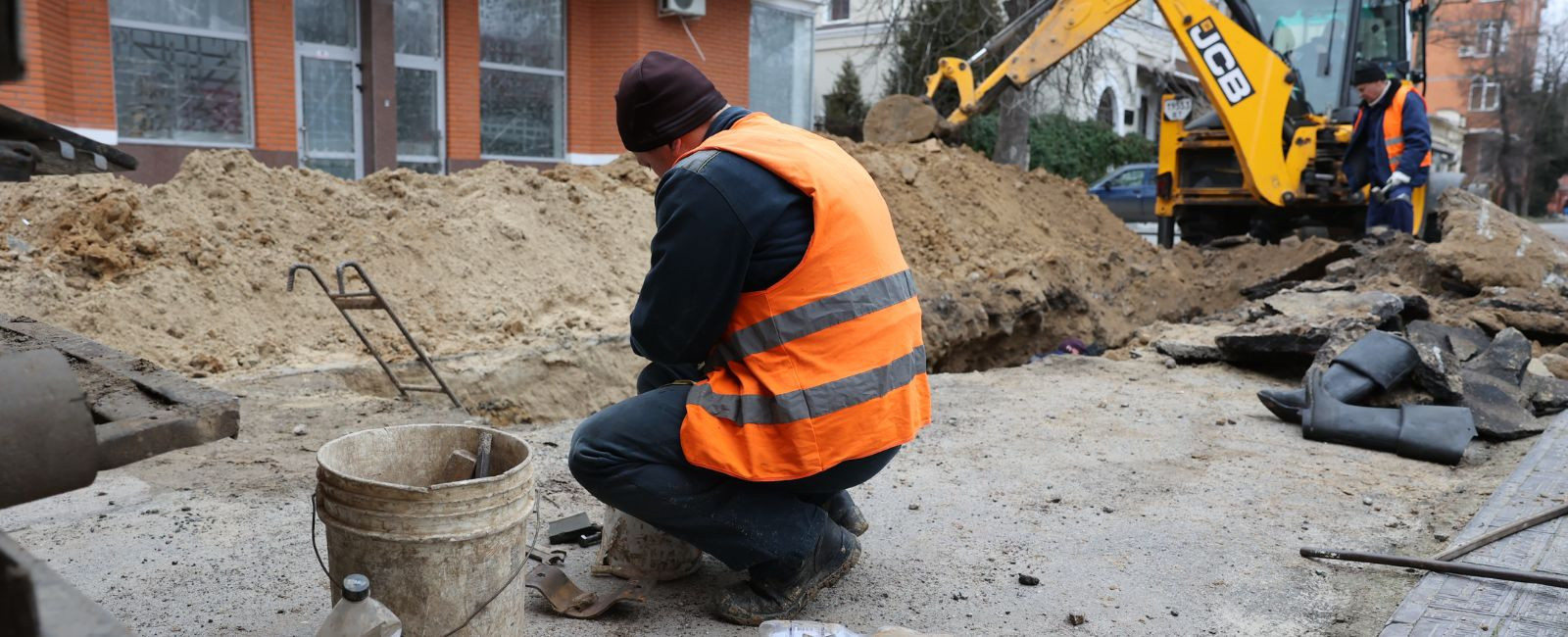 У деяких мікрорайонах Херсона тхне фекаліями