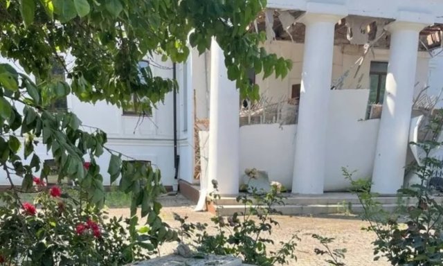 Повторная атака: Резиденция правящего архиерея УПЦ (МП) в Херсоне снова под обстрелом России