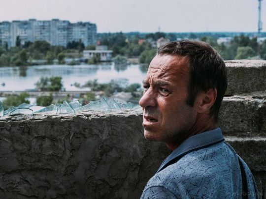 «Питна вода лежить під сонцем за кілька кілометрів до Херсону»: волонтер про те, що зараз відбувається на затопленому півдні України