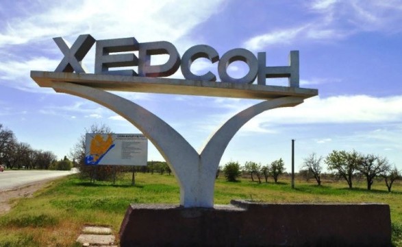 У частині Херсону послабили режим проїзду та змінили комендантську годину – РВА
