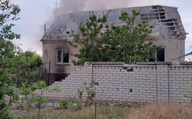 Наслідки чергової масованої атаки ворога на Херсонщину 12