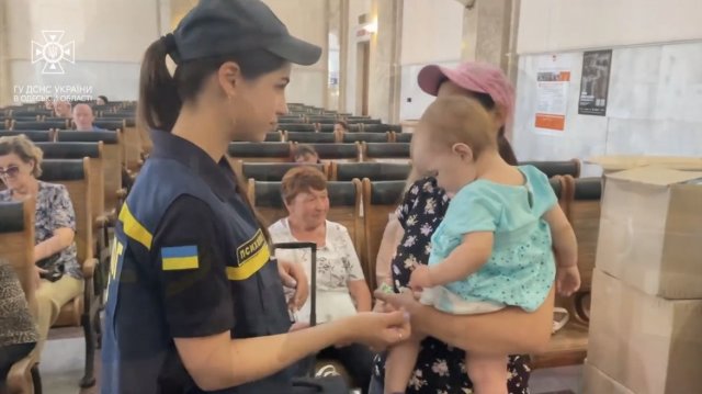 До Одеси прибули евакуаційні автобуси з Херсонщини
