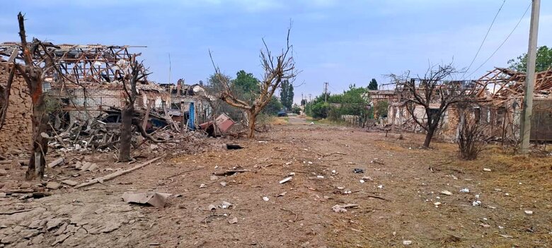 Наслідки чергової масованої атаки ворога на Херсонщину 11