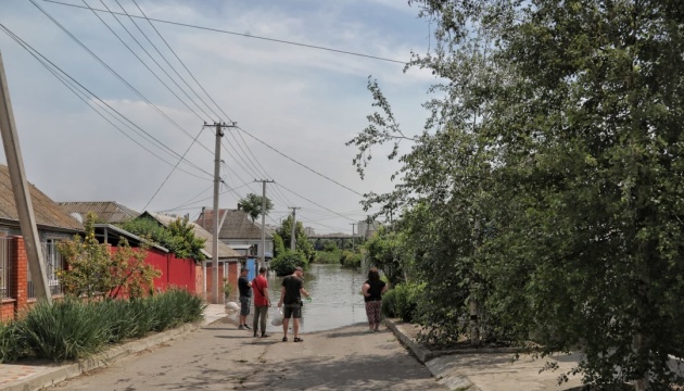 На правобережжі Херсонщини вода відійшла від трьох тисяч осель - голова ОВА