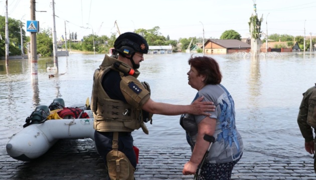 Із зони підтоплення на Херсонщині евакуювали вже 2 334 людини