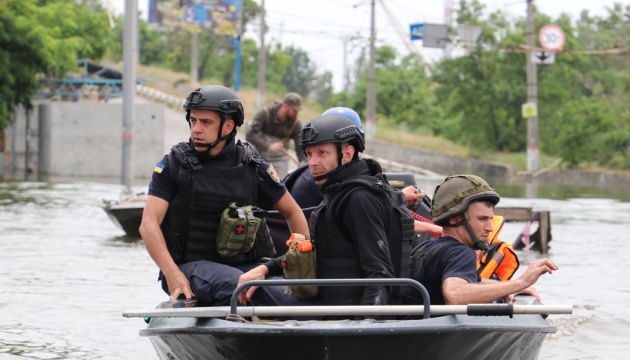 Інфекціоніст попереджає про загрозу лептоспірозу, у зоні ризику - рятувальники