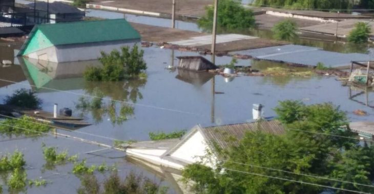 Порожній морг, щоденні обстріли і повідомлення про потонулих. Що відбувається в Олешках на Херсонщині