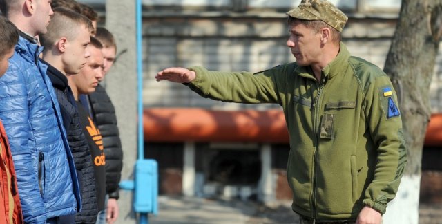 Не прийшов у ТЦК — будеш ухилянтом. Навіщо ТЦК видають накази про явку впродовж 10 днів