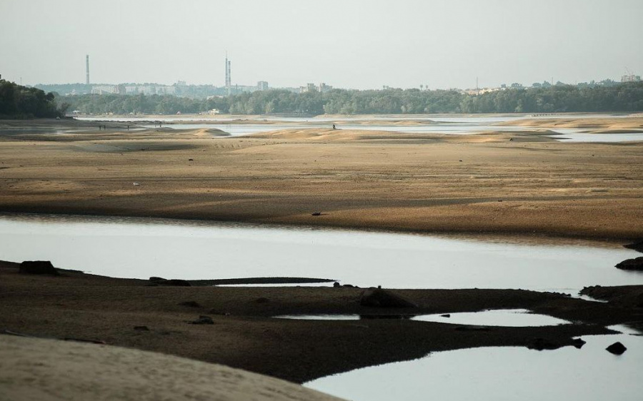 Після підриву Каховської ГЕС з-під води вийшло єврейське кладовище, затоплене у 1954 році