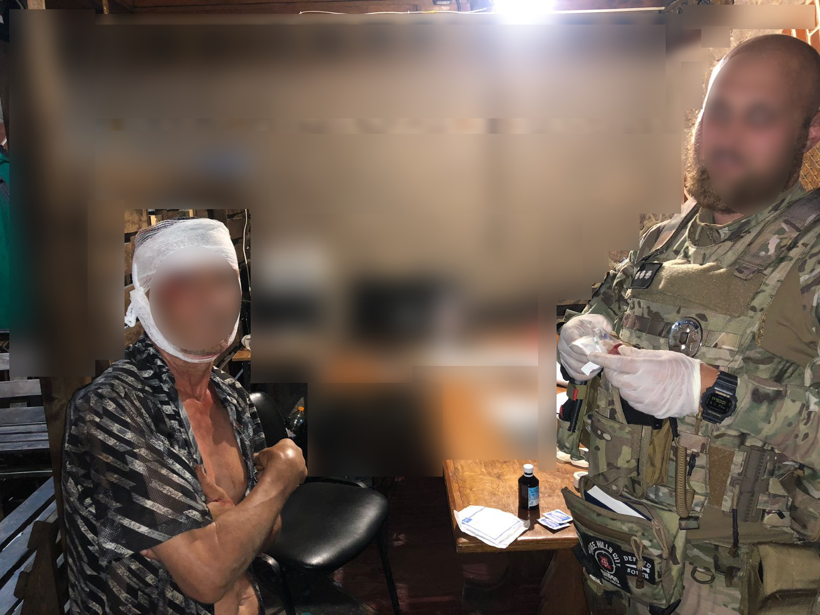 У місті Берислав поліцейські врятували життя пораненому внаслідок російського обстрілу