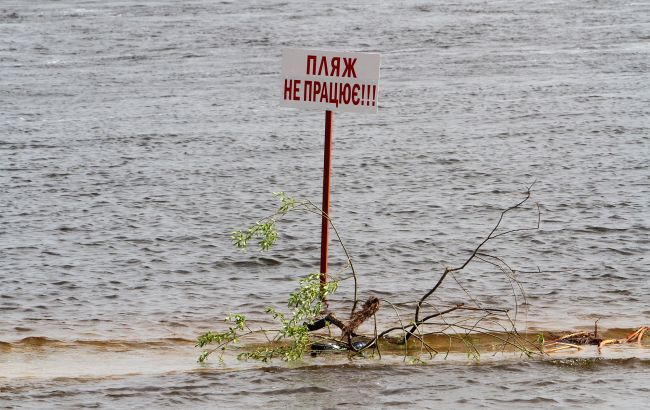 Чи можна вживати воду з Дніпра в районі Херсона: відповідь екологів