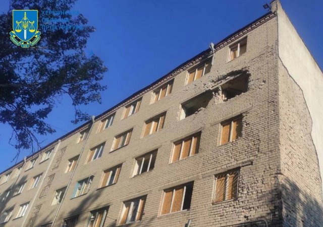 Двоє загиблих внаслідок ранкового удару по Херсону -  розпочато провадження