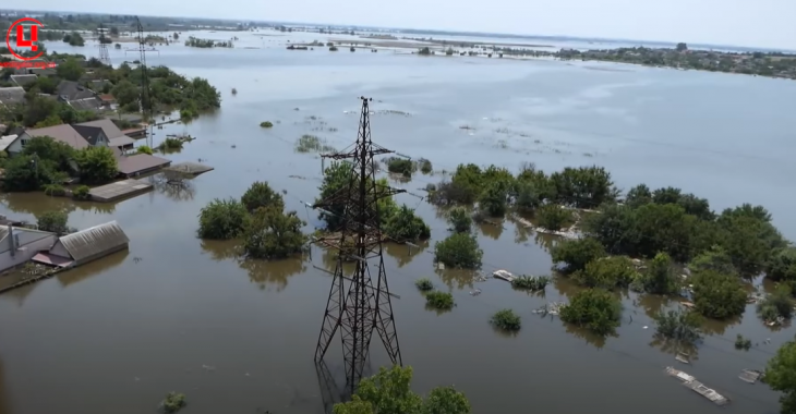 «Вода стояла на горищі». Історії з херсонського села Дар’ївка, яке пережило повінь