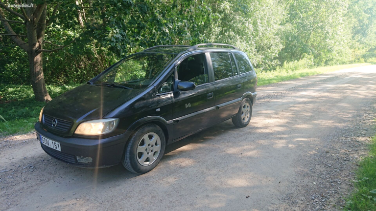 Херсонська МВА прийняла на баланс авто від селища Побузьке