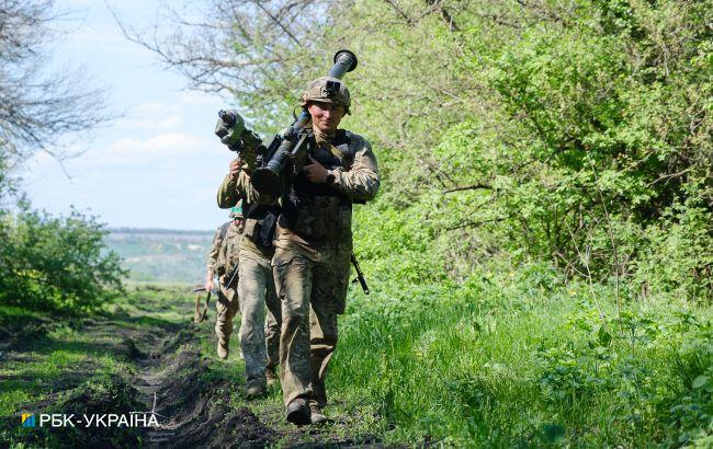 Мінус вертоліт та РЕБ. За добу на Таврійському напрямку ЗСУ знищили 10 одиниць ворожої техніки