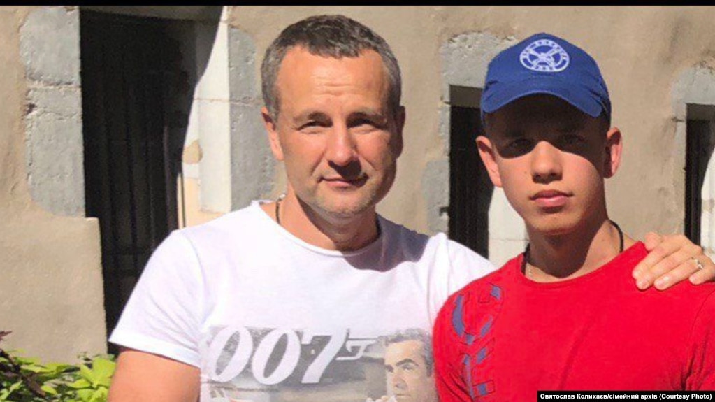 «Боюся, що не повернеться додому живим». Інтервʼю з сином полоненого  мера Херсону Колихаєва