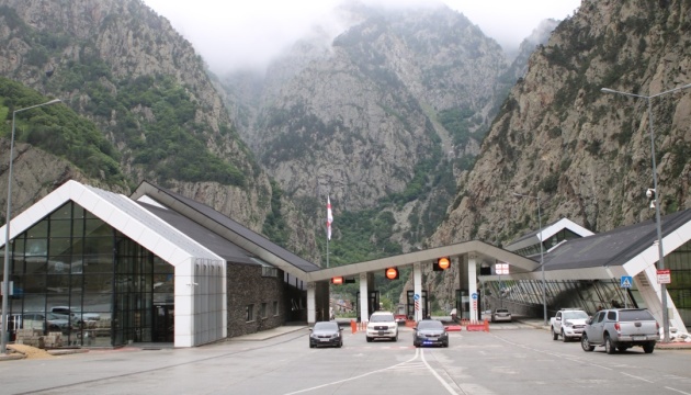 МЗС працює над поверненням шістьох в'язнів херсонських колоній з російсько-грузинського кордону