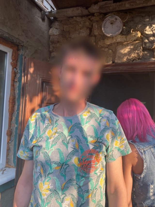 В Херсоні поліцейські викрили цивільне подружжя в збуті наркотичних речовин