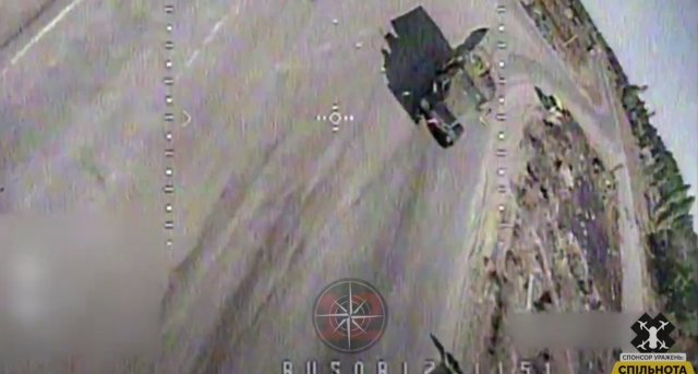 Сили ВСУ дронами нищать логістику і особовий склад окупантів