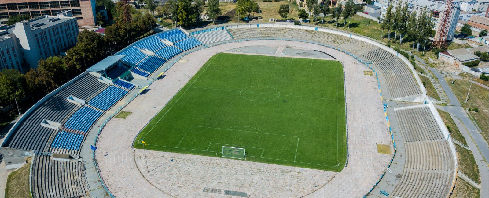 Через обстріли у Херсоні зруйновано майже 60% інфраструктури фізкультурно-спортивної галузі