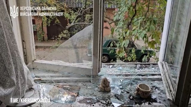 Херсонська ОВА показала наслідки обстрілів Херсона за останню добу
