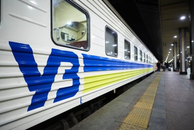 Тимчасово обмежено рух поїздів між Миколаєвом та Херсоном.