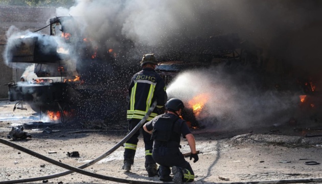 Росіяни за добу 85 разів обстріляли Херсонщину, поранені четверо людей