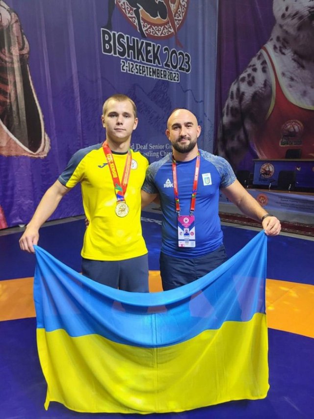 Херсонець став чемпіоном світу з греко-римської та вільної боротьби серед спортсменів з порушеннями слуху